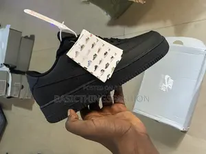 Nike Air Force 1