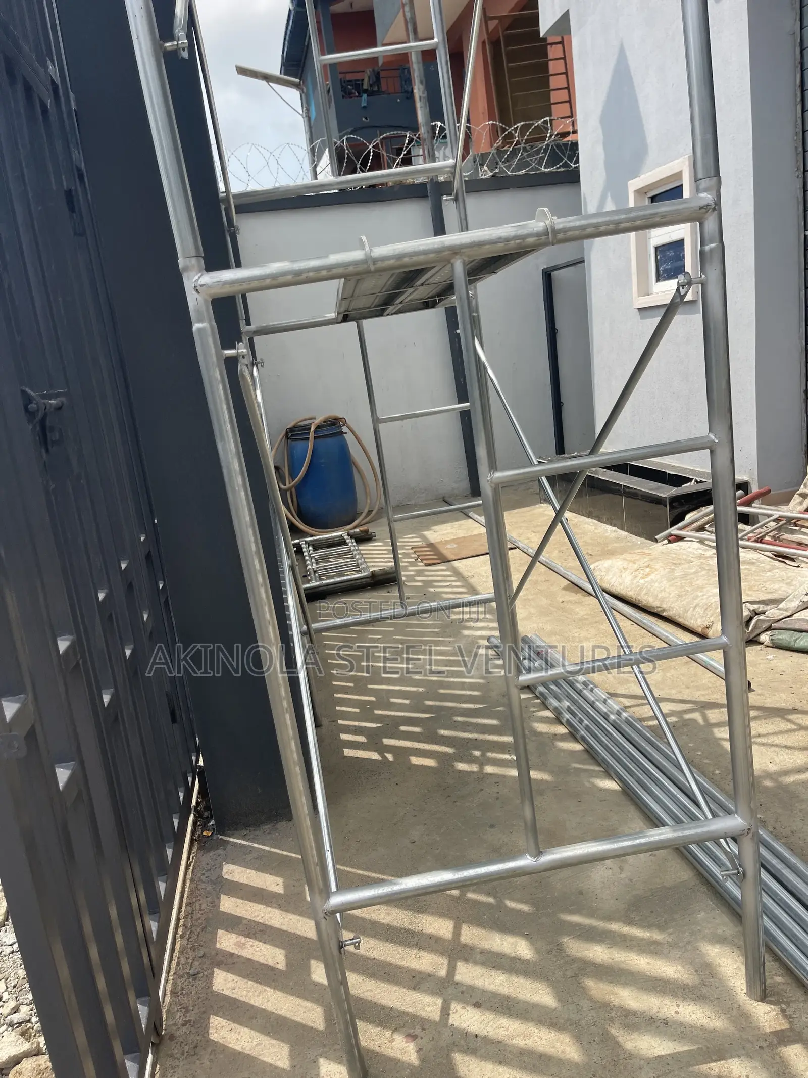 Imported Scaffold Set 3mm Thickness With Platform