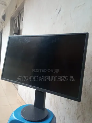 32 Inches Uhd Monitor
