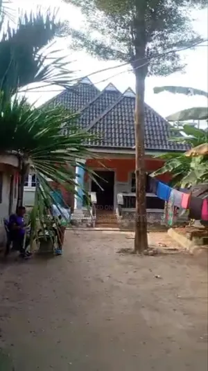 3bdrm Bungalow in Gated Estate Sars,  for sale