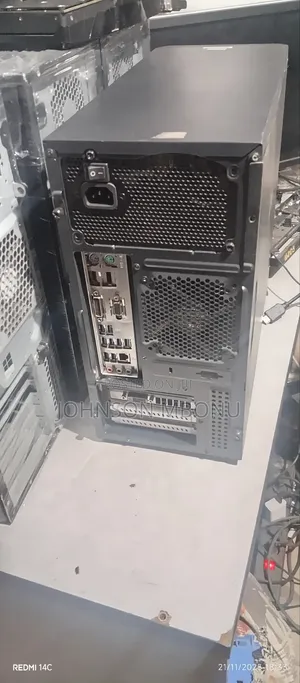 Desktop Computer Asus 16GB Intel Core I7 HDD 1T