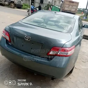 Toyota Camry LE 4dr Sedan (2.5L 4cyl 6AM) 2010 Green