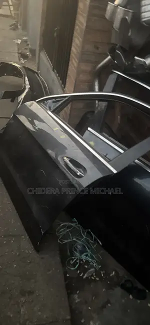Complete 2 Front Doors for Gle350/Ml350 2016 Model