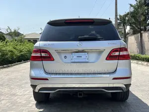 Mercedes-Benz M Class ML350 4dr SUV (3.5L 6cyl 7A) 2014 Silver
