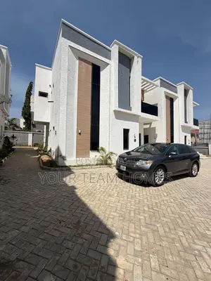 5bdrm Duplex in Kaura for rent