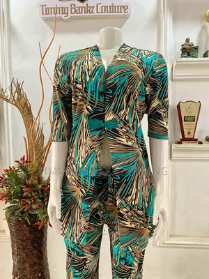 Vintage Women's Wear