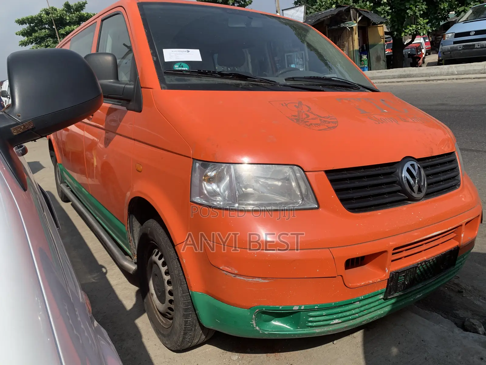 Volkswagen Transporter 2004 Orange
