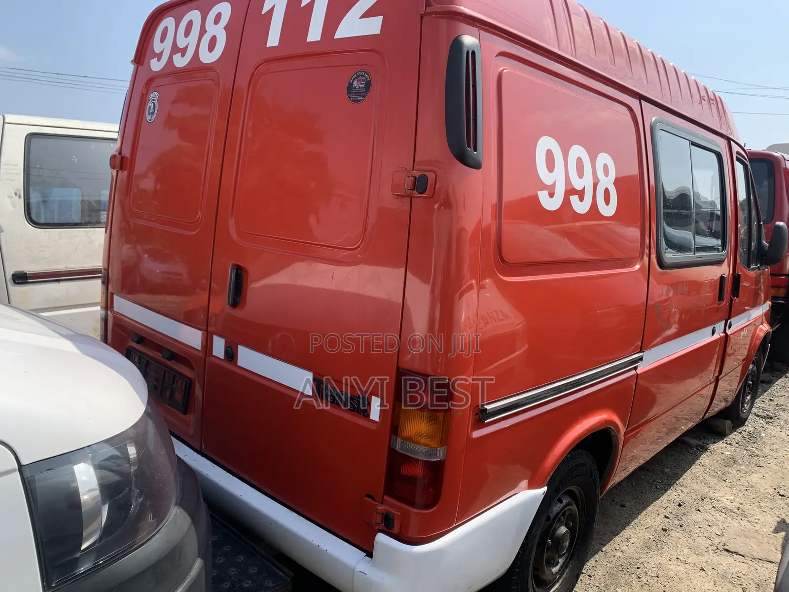 Ford Transit 2002 Red