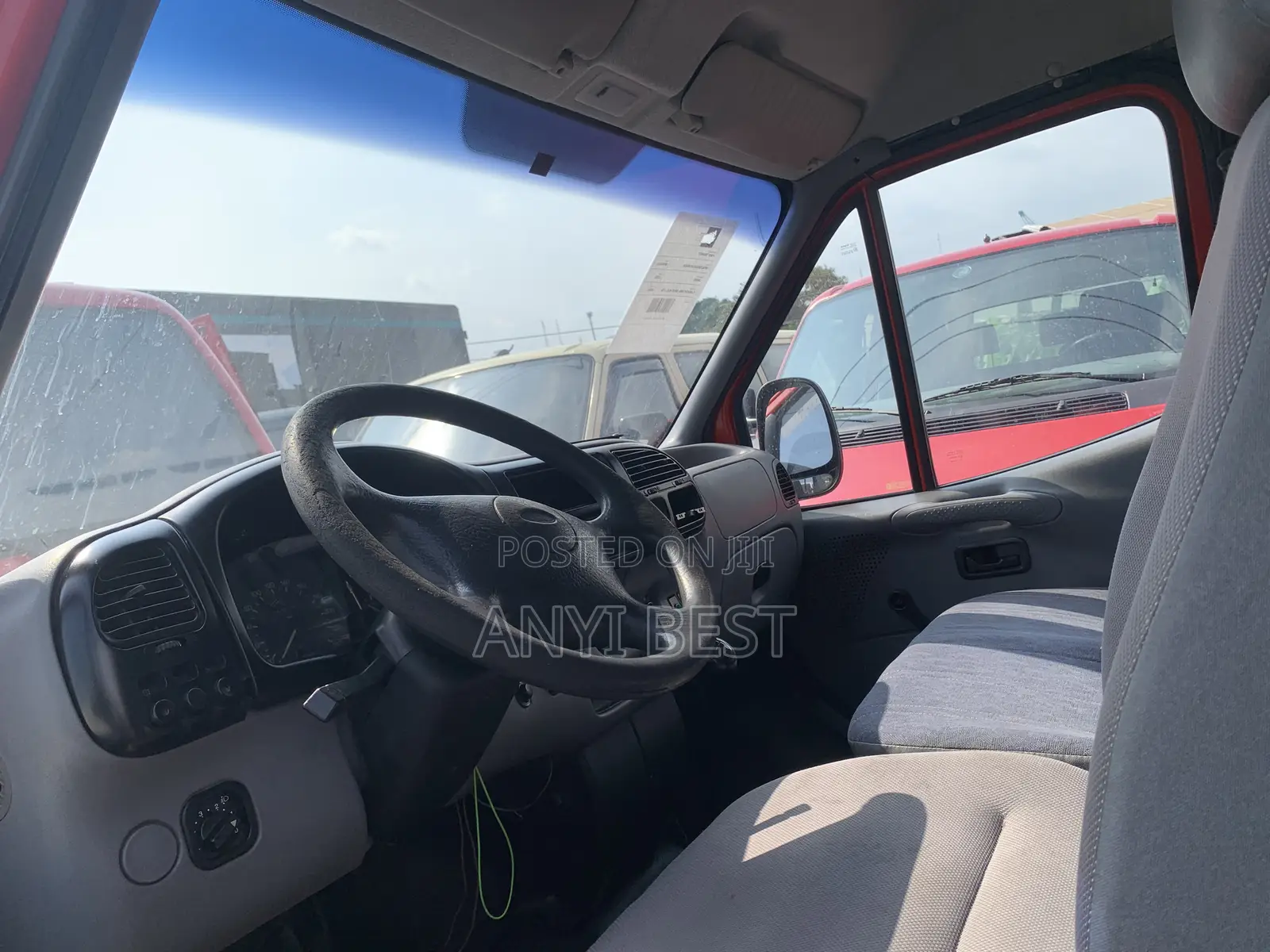 Ford Transit 2002 Red