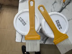 300g Durable Transparent Adhesive Waterproofing Paint