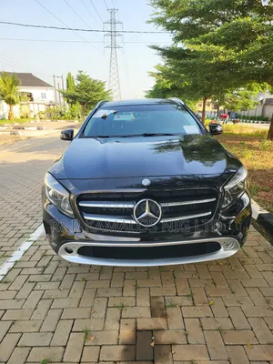 Mercedes-Benz GLA 250 2015 Black