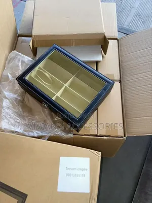 8 Slot Sunglasses Storage Box