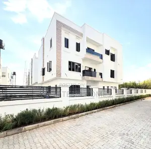7bdrm Duplex in Asoroko, Asokoro for sale