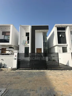 4bdrm Duplex in Chevron for sale