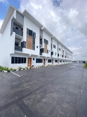 Furnished 4bdrm Duplex in Private Estate Lekki for rent