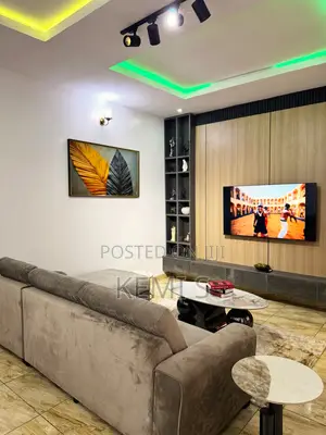 Fully Serviced 1-Bedroom Flat With Pool Access