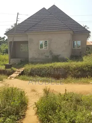 4bdrm Bungalow in Ado Ekiti for sale