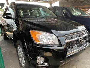 Toyota RAV4 2010 Black