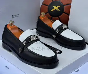 Toga Verilis 40-46