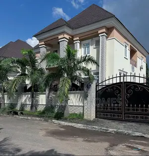 5bdrm Duplex in Karsana for sale