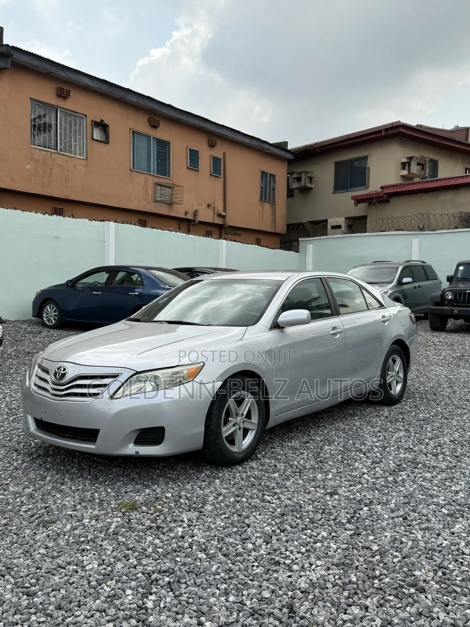 Toyota Camry 2011 Silver