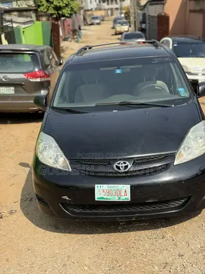 Toyota Sienna 2008 Black