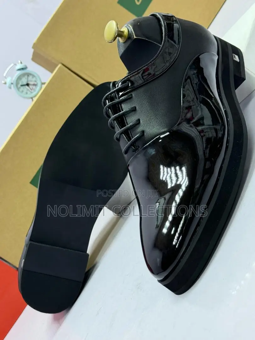 Clarks Leather Derby Shoe