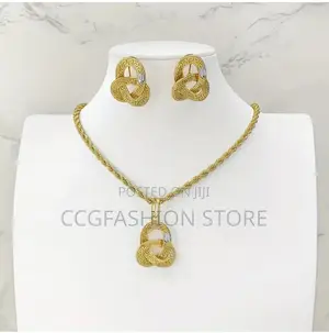 Exquisite C_shape Jewelry Set