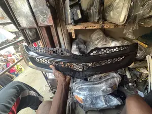 Front Grill Yaris 2008