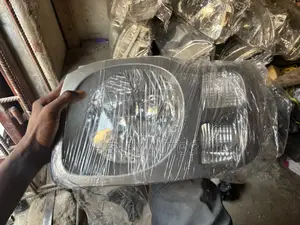 Set Headlights Xtera 2001
