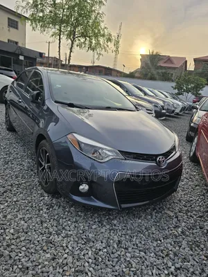 Toyota Corolla S Plus 4dr Sedan (1.8L 4cyl 6M) 2015 Gray