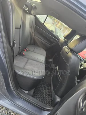 Toyota Corolla S Plus 4dr Sedan (1.8L 4cyl 6M) 2015 Gray