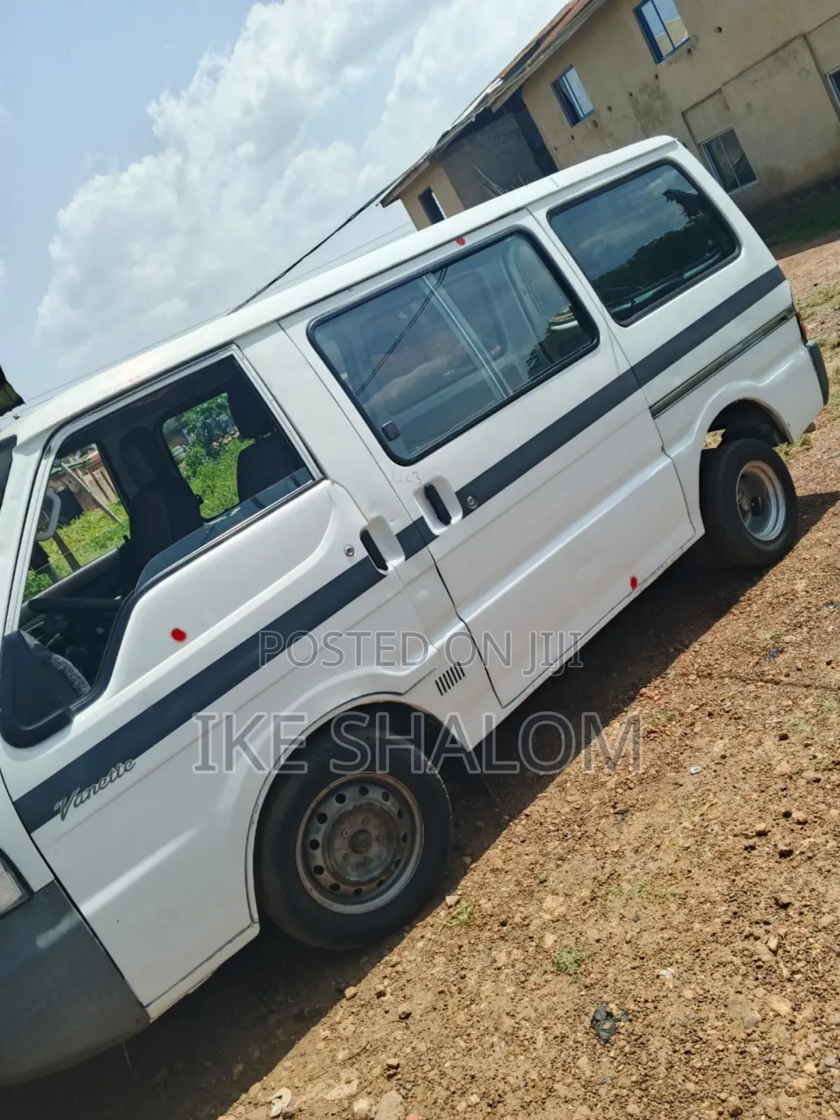 Mazda Bongo 2010