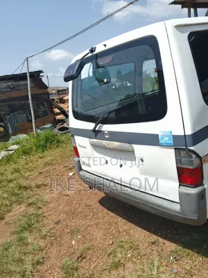 Mazda Bongo 2010