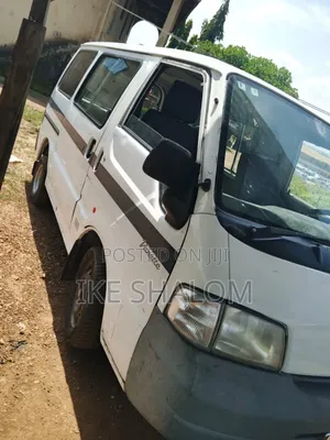 Mazda Bongo 2010