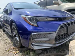 Toyota Corolla SE 2021 Blue