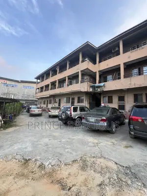 1bdrm Apartment in Skymall Estate, Sangotedo for rent