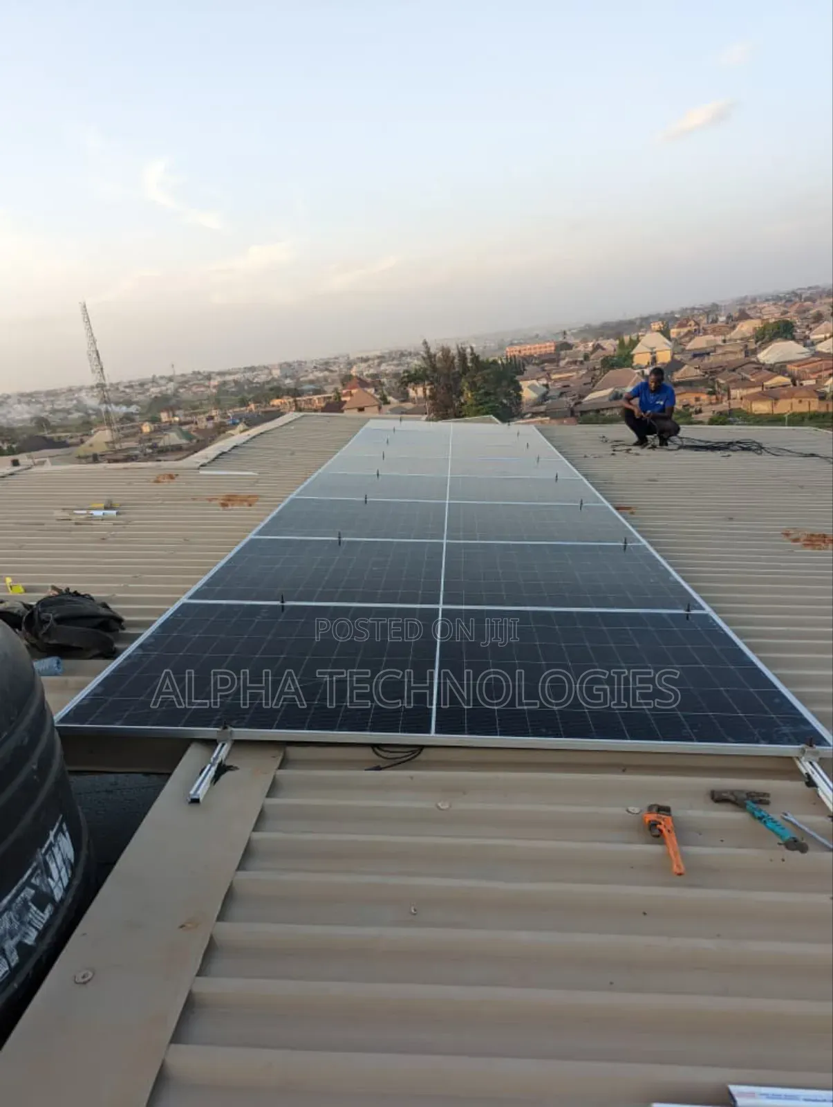 Canadian 650watts Solar Panels