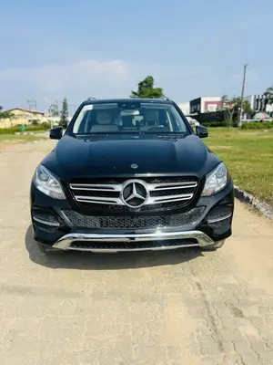 Mercedes-Benz GLE-Class GLE 350d 4MATIC 2017 Black