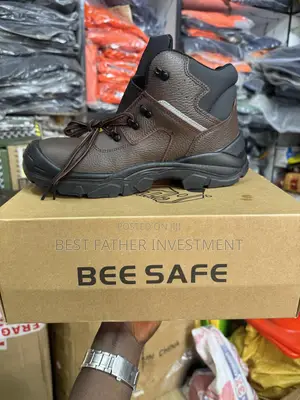 Bee Safe Quality, Durable,Reliable and Rugged Safety Boot