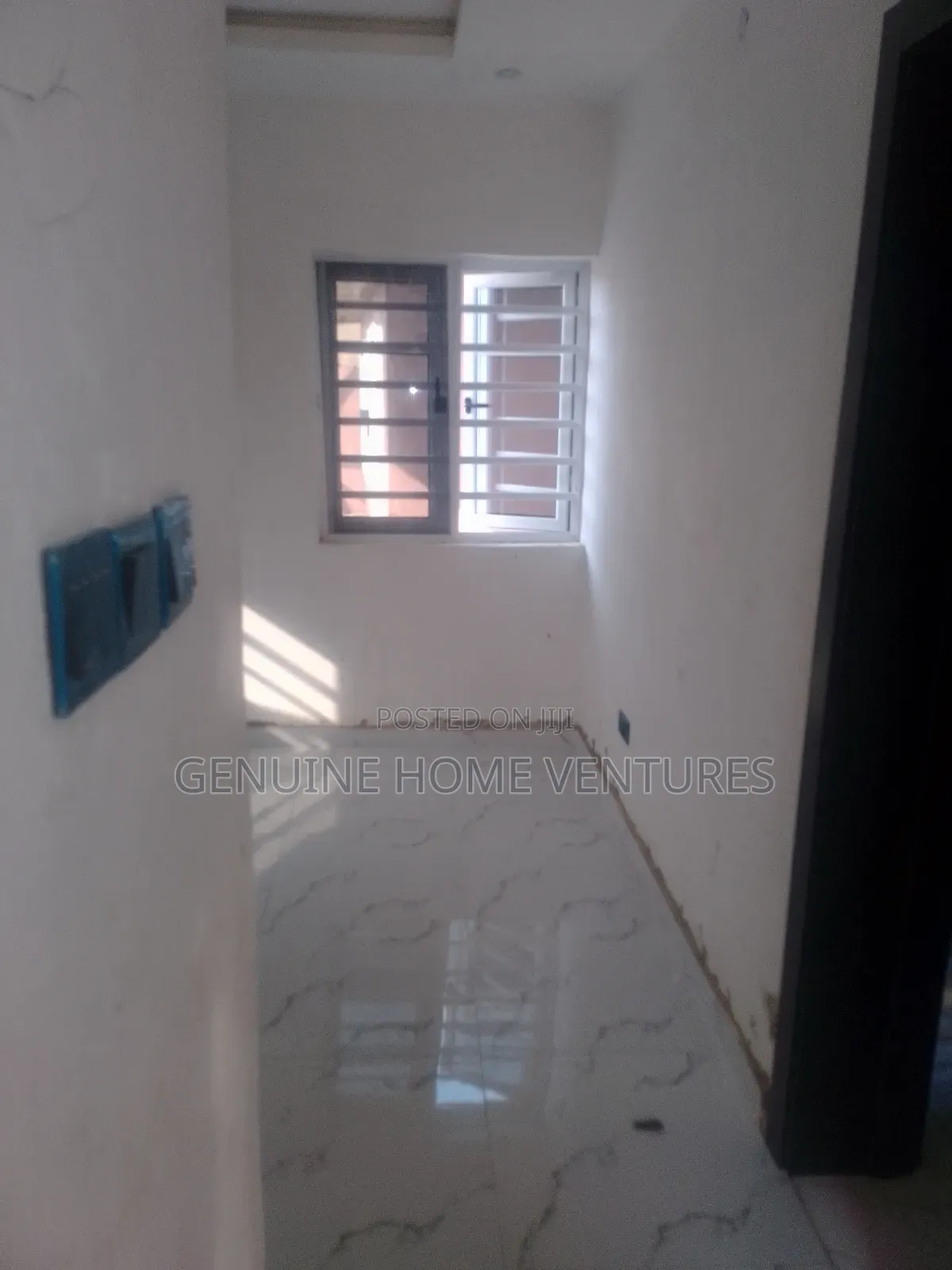 Mini Flat in Agric for rent