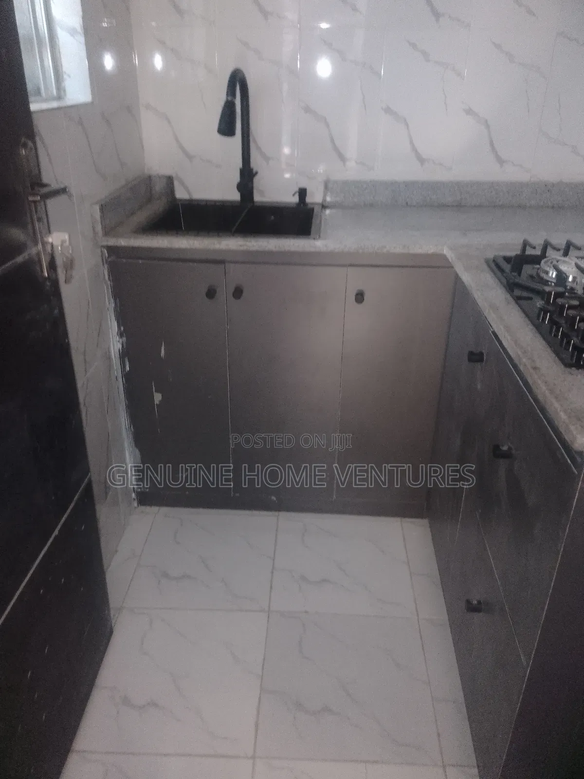 Mini Flat in Agric for rent