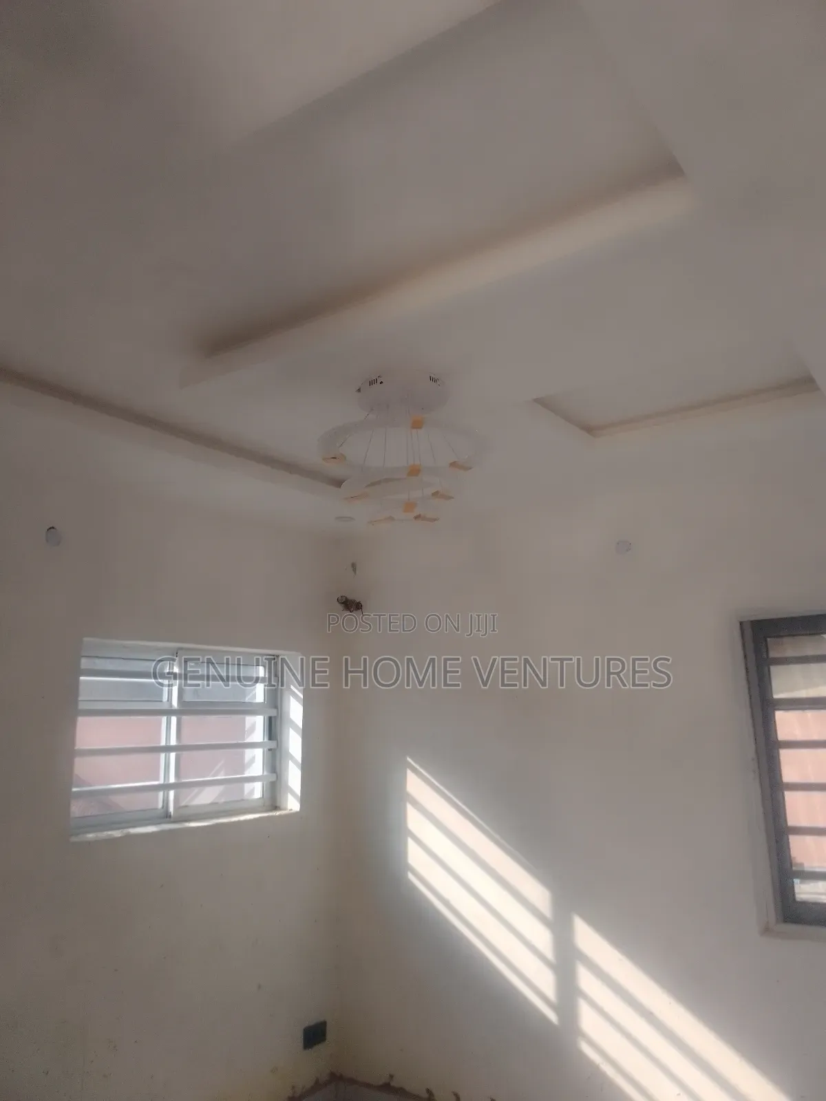 Mini Flat in Agric for rent