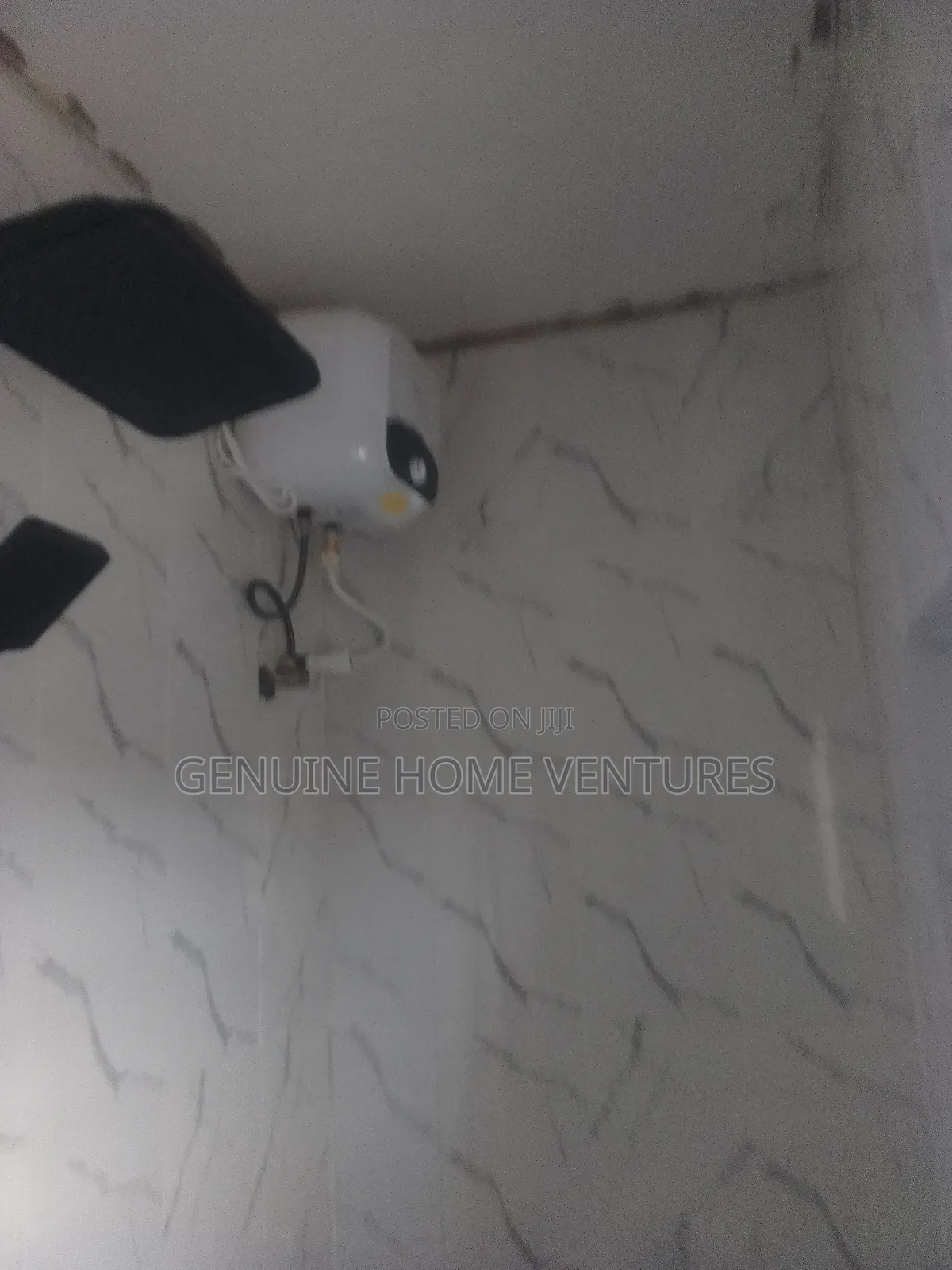 Mini Flat in Agric for rent