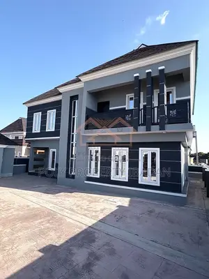 5bdrm Duplex in Bashorun Housing, Ibadan for sale