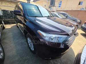 Toyota Highlander 2014 Red