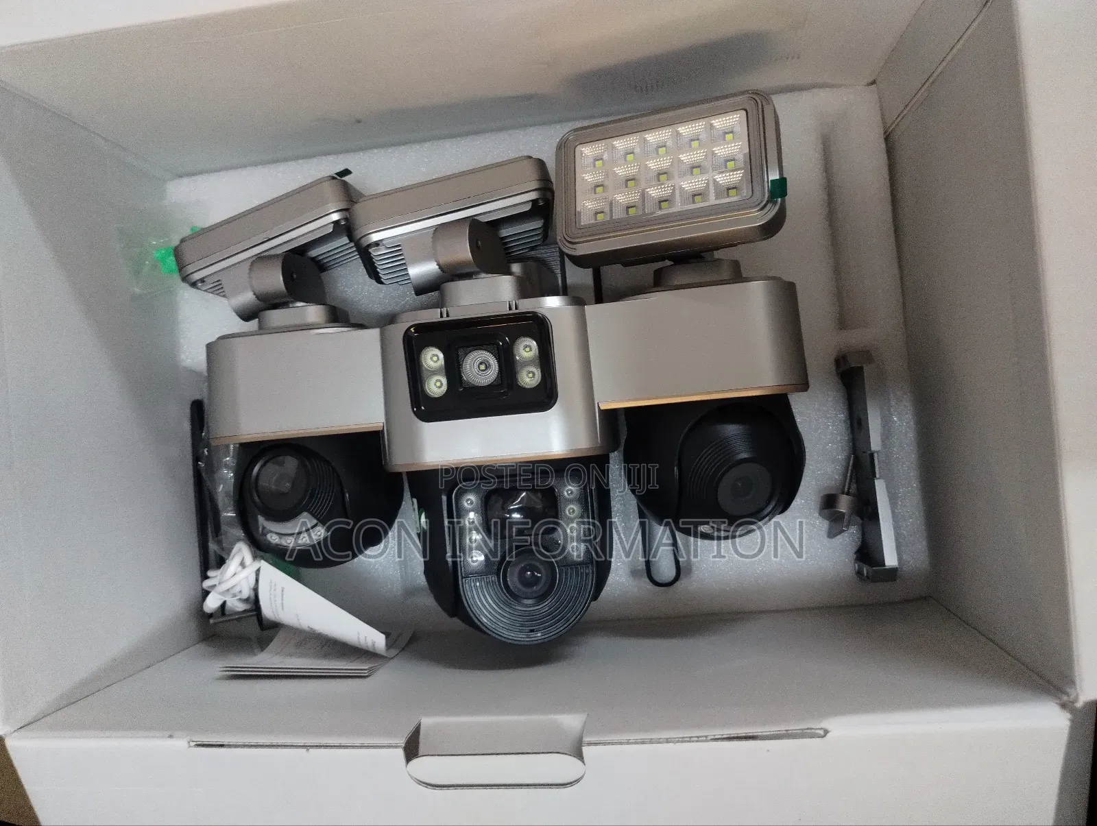 Three Lens Solar Camera With Led Light