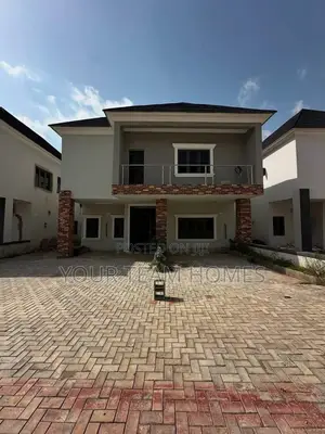 4bdrm Duplex in Jahi Gilmore for sale