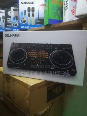 Professional Dj-Controller DDJ-Rev-1