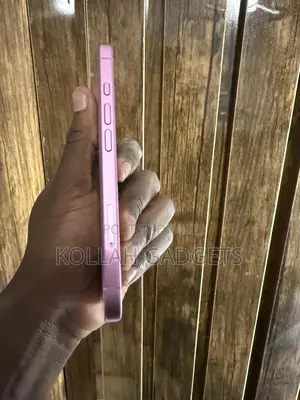 Apple iPhone 16 256 GB Pink